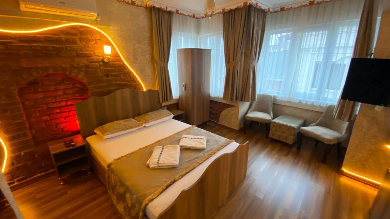 Golden Arrow Old Aparthotel
