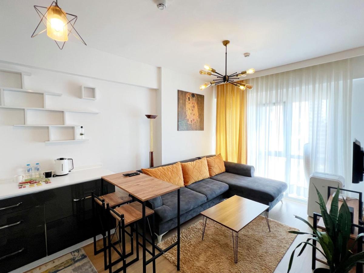 Bahcesehir 2+1 Lux New Airport And Akbati Mall *