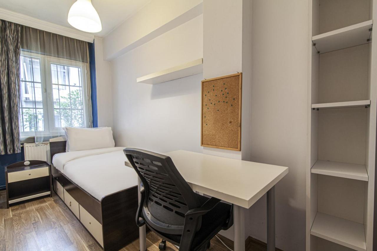 Flat Near Attractions In Ortakoy Daire
