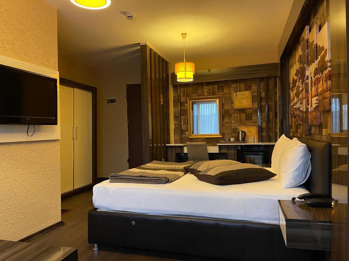 Hotel Lider *