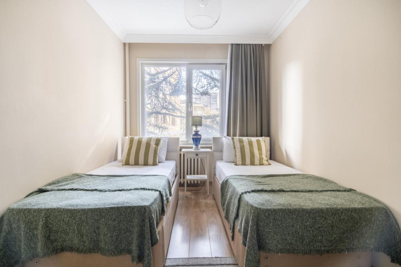 Stunning Flat With Terrace In Caddebostan *
