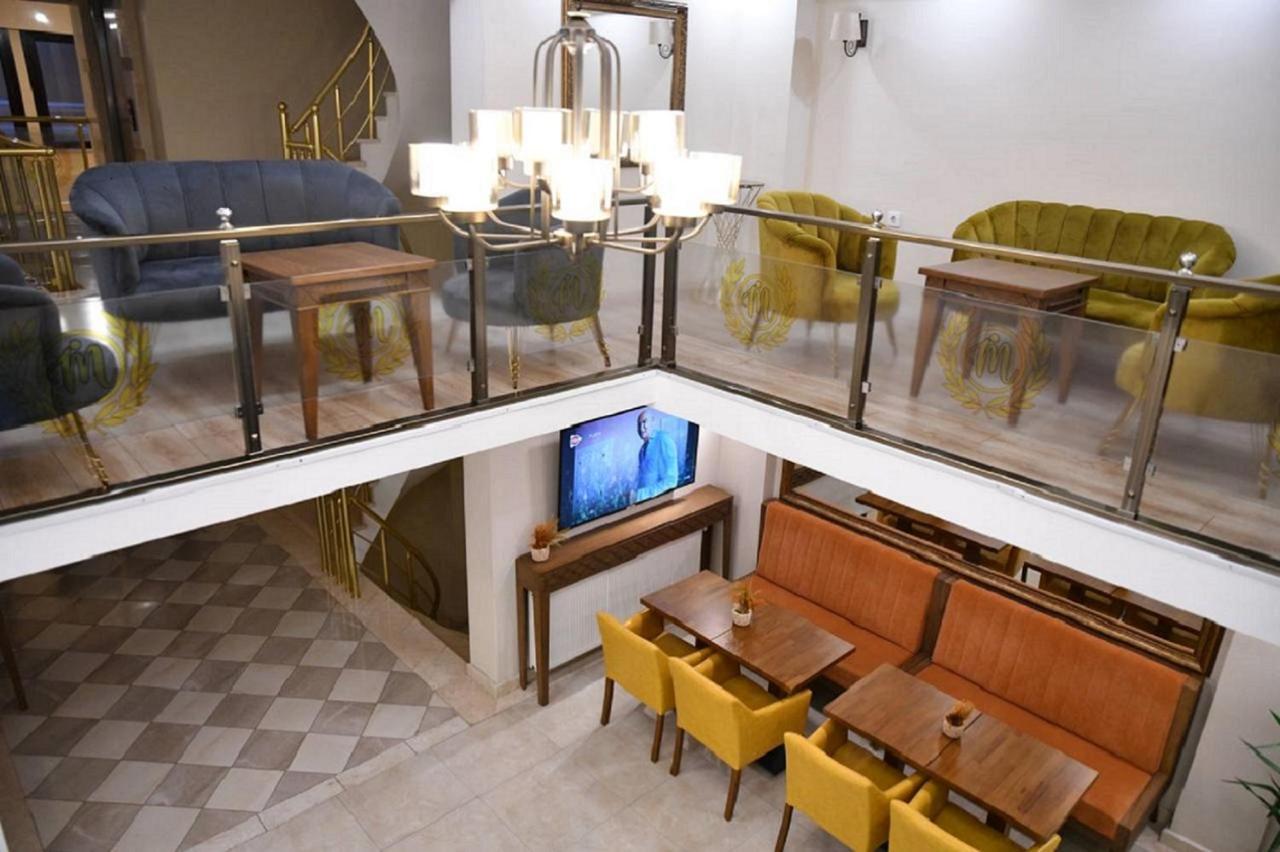 Mavirem Hotel *