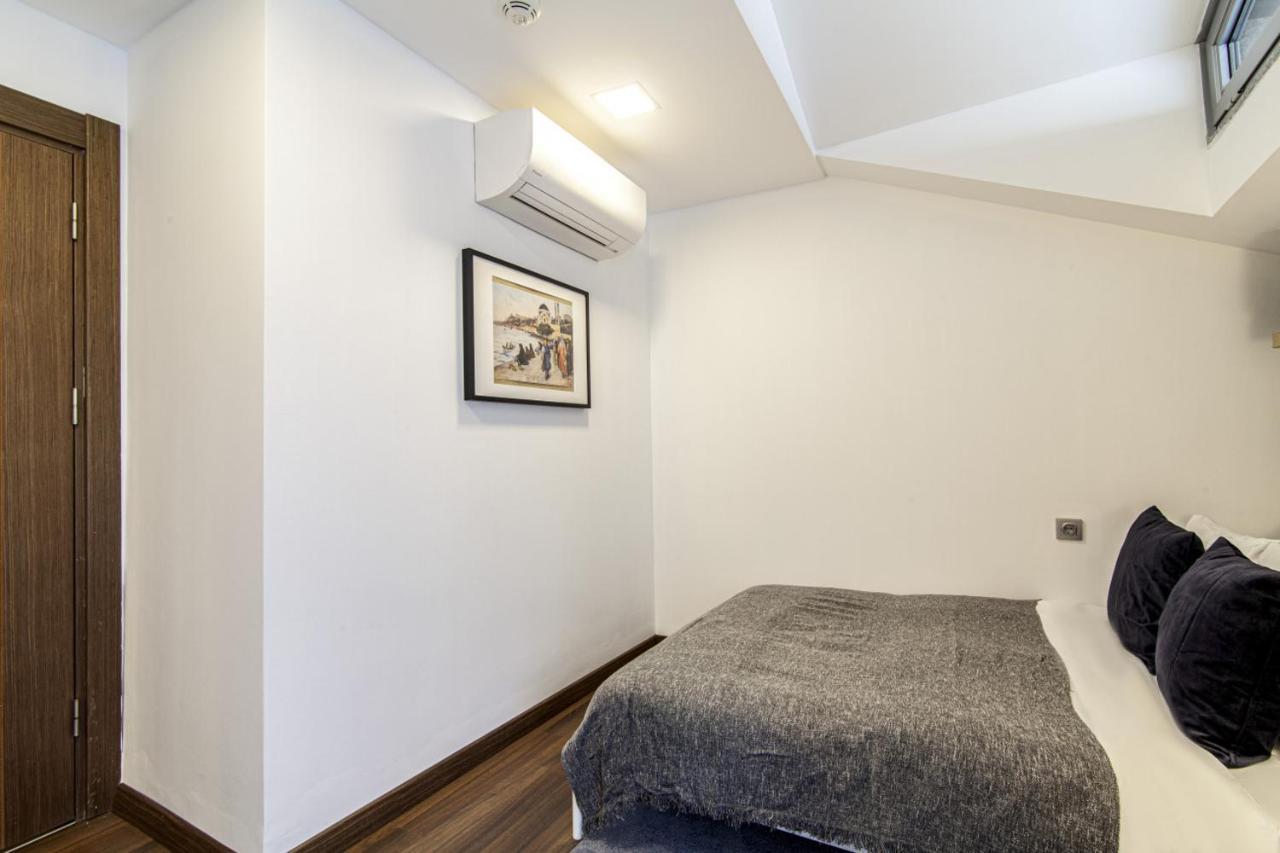 Apartment Fully Furnished Flat With Balcony In Sisli