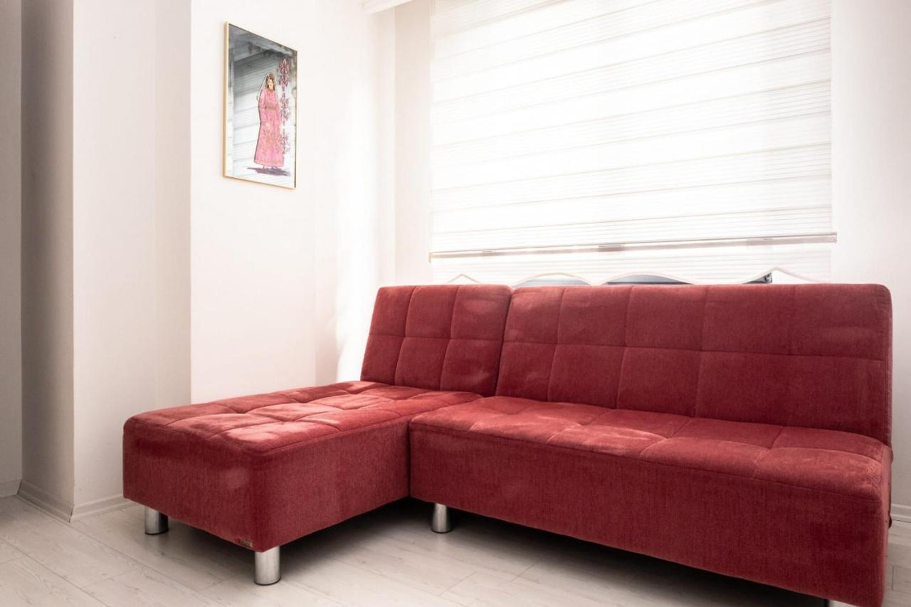 Flat Near Trendy Attractions In Kadikoy *