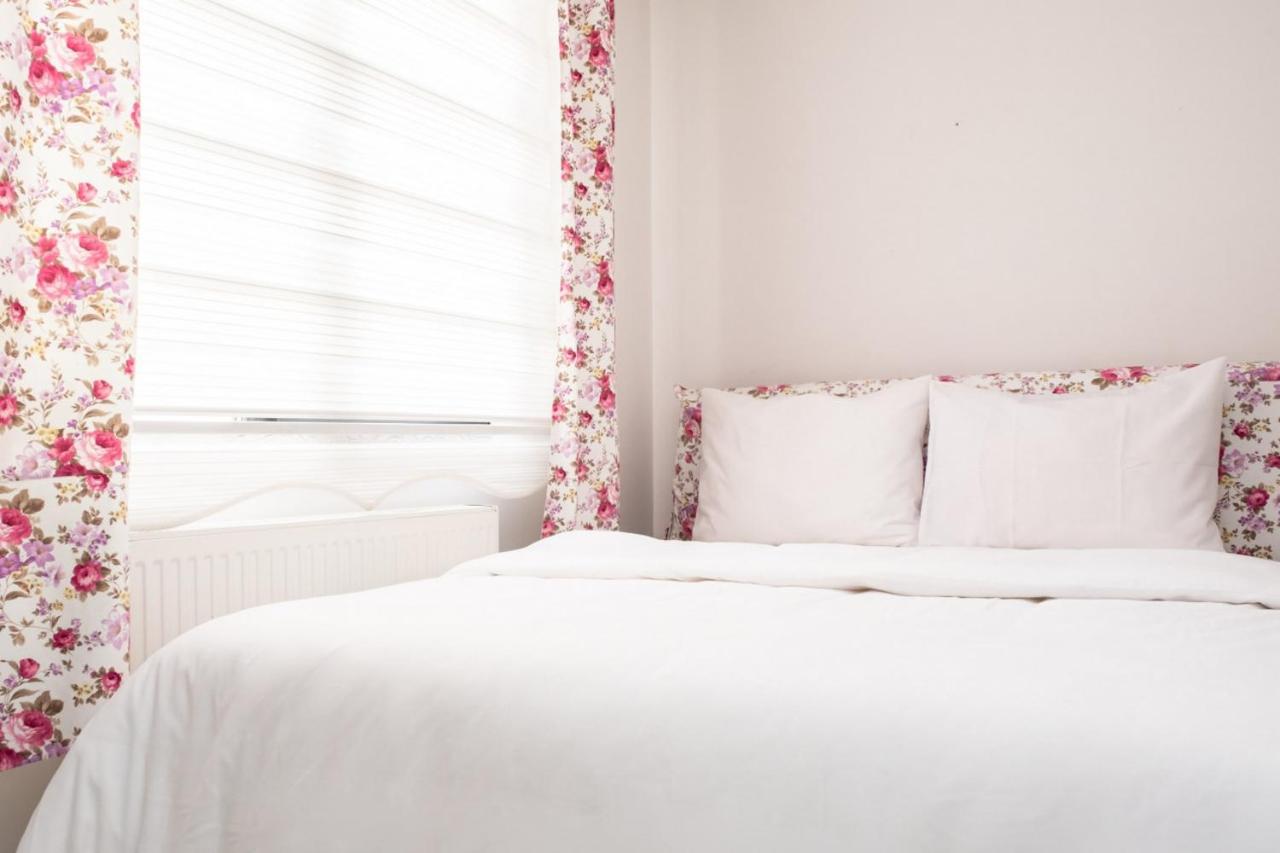 Flat Near Trendy Attractions In Kadikoy Apartment *