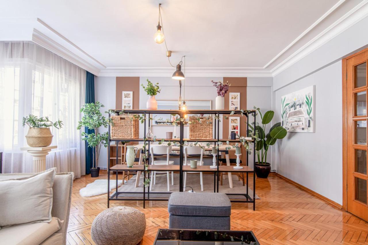 Apartment Gorgeous Flat With Lovely Balcony In Nisantasi *
