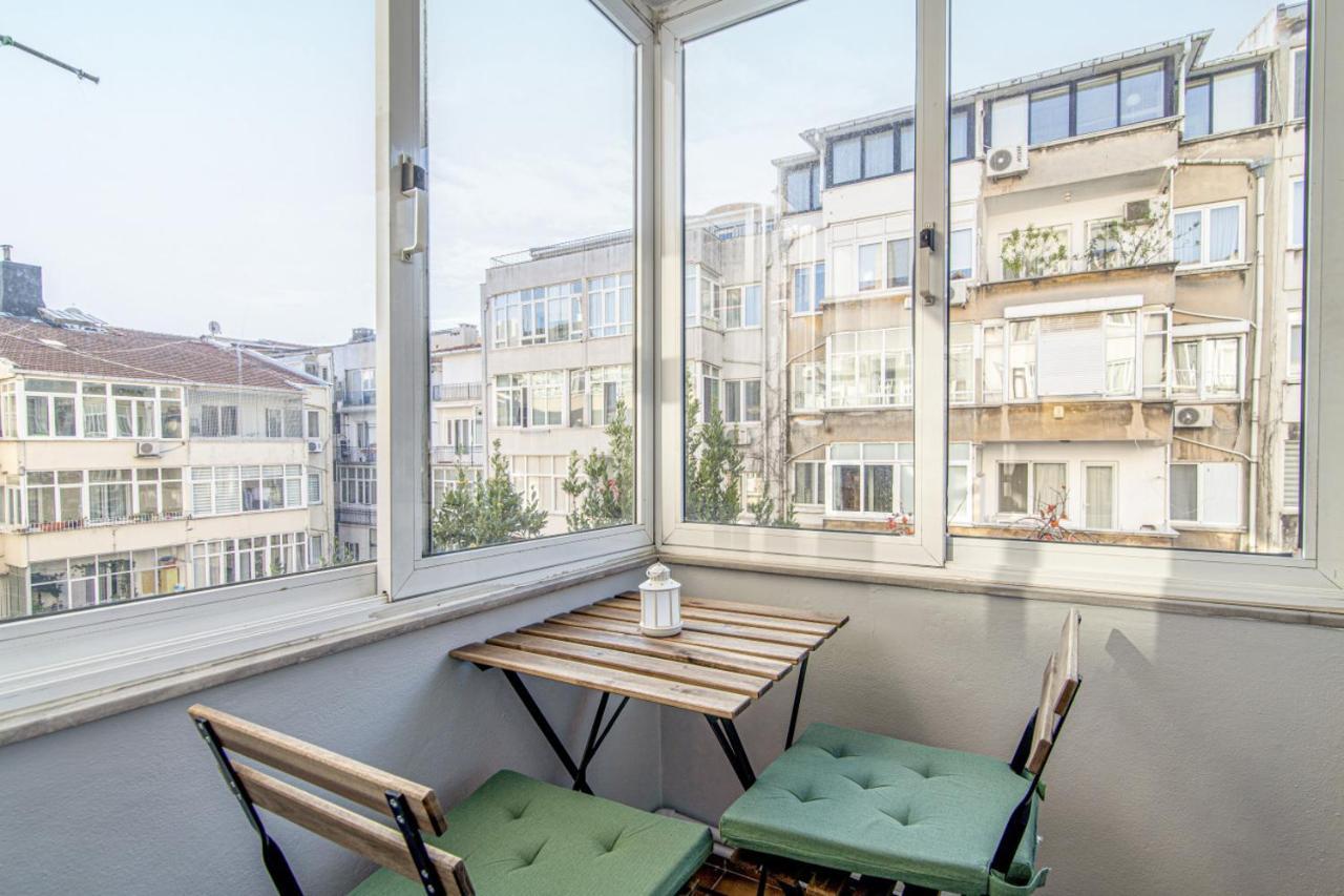 Gorgeous Flat With Lovely Balcony In Nisantasi * Istanbul