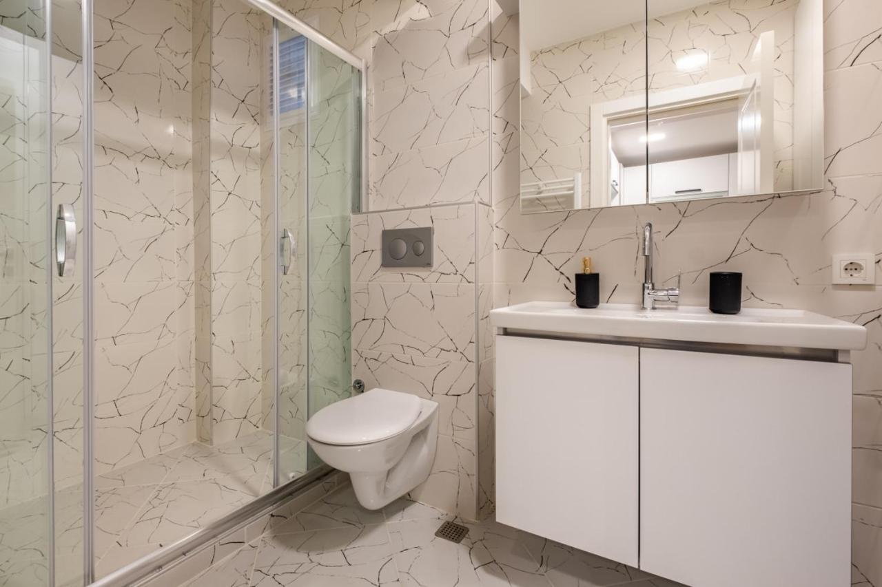 Apartment Splendid Flat In The Heart Of Cihangir Istanbul