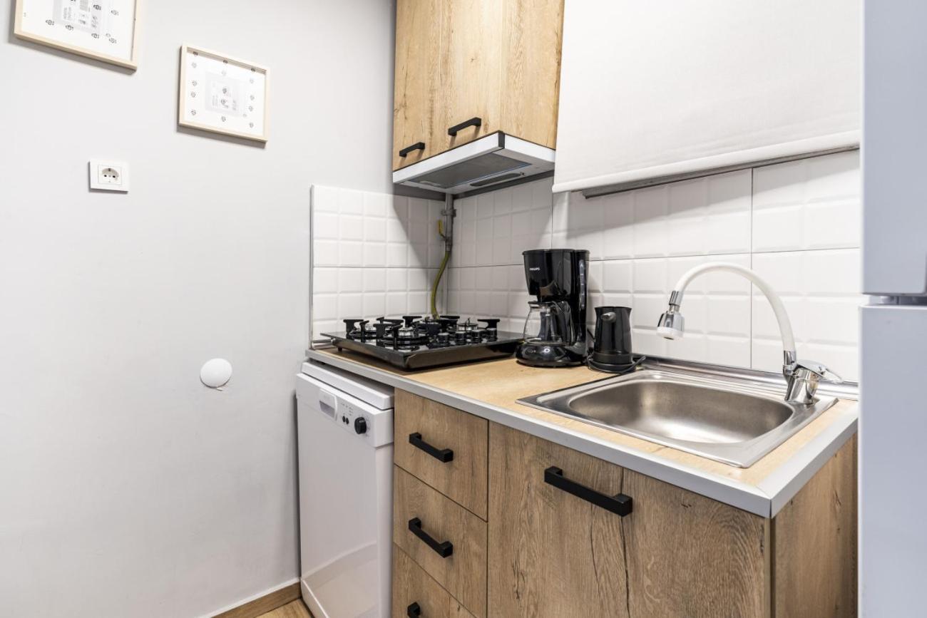 Exceptional Flat With Balcony In Sisli