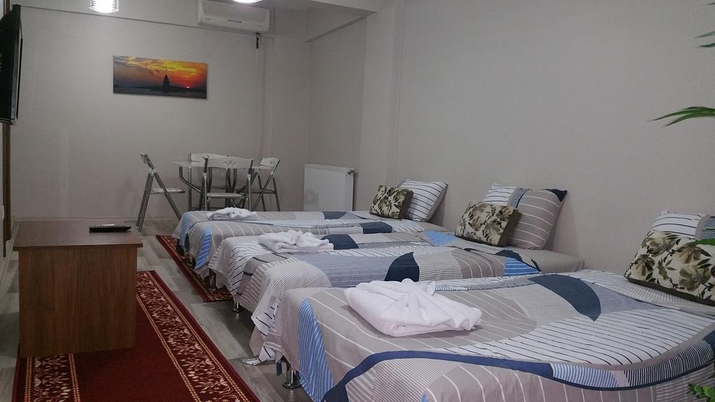 Aparthotel Carina 3*