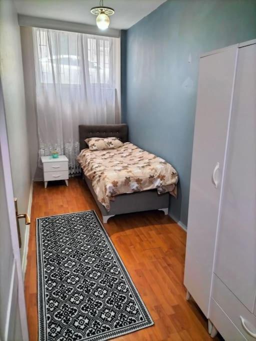 Ozcan Sisli 02 Apartment *