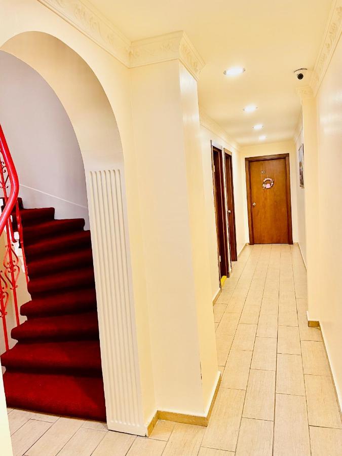 Rueyam Hotel