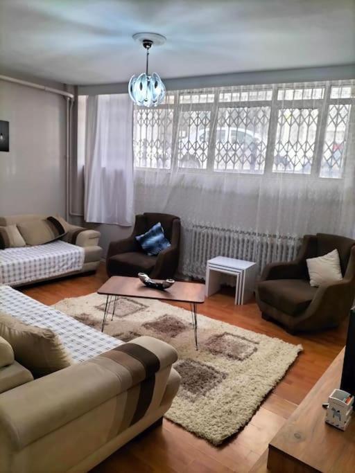 Ozcan Sisli 02 Apartment