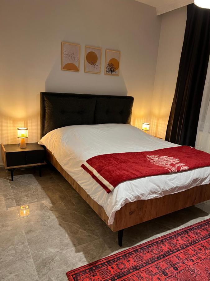 Apartment Peaceful And Perfectly Located In Cihangir Istanbul