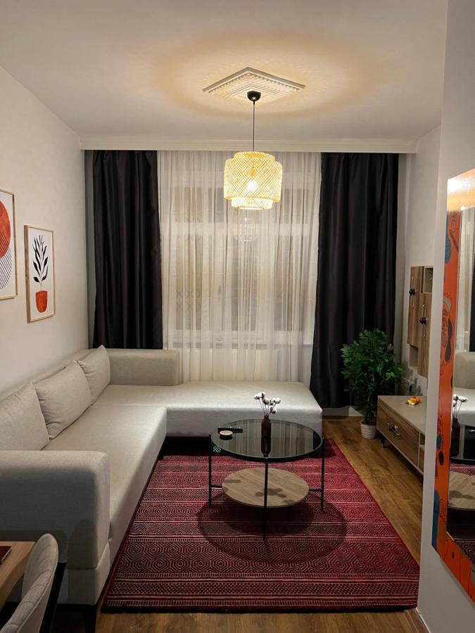 Peaceful And Perfectly Located In Cihangir Apartment Istanbul