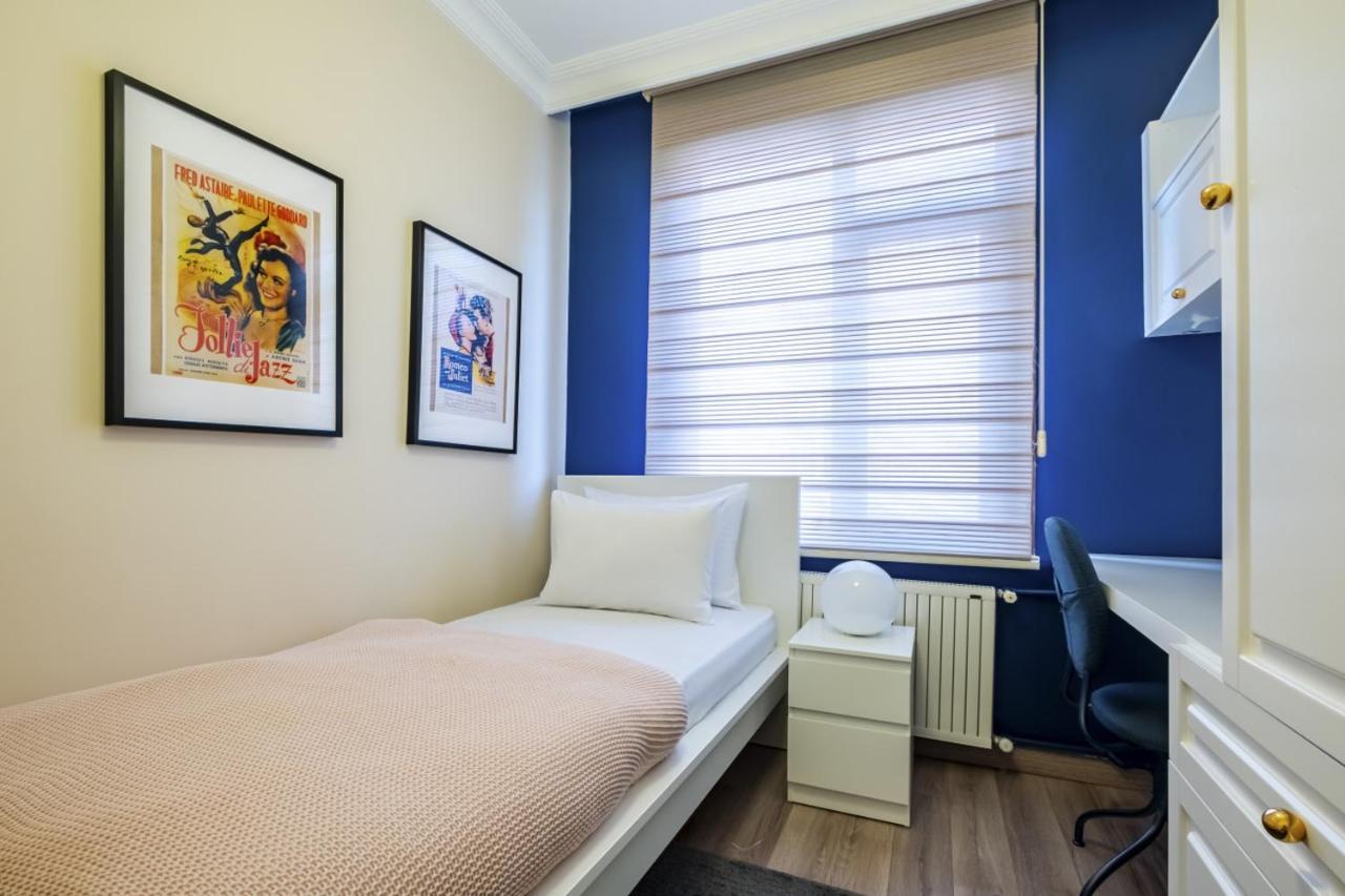 Captivating Flat With Balcony Near Besiktas Pier Apartment *