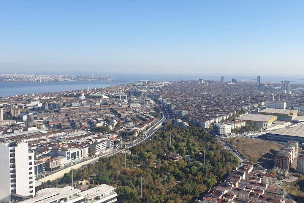 Apartment Sea And View, Modern Building, Luxurious Furniture, Residential Complex, Floor