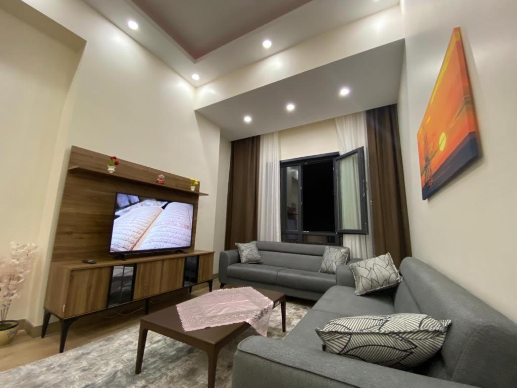 Apartment Sea And View, Modern Building, Luxurious Furniture, Residential Complex, Floor Istanbul