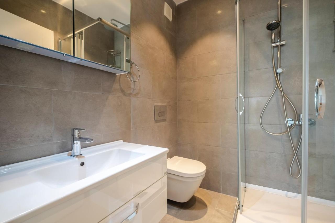 Chic Flat Near Public Transportation In Goztepe Istanbul