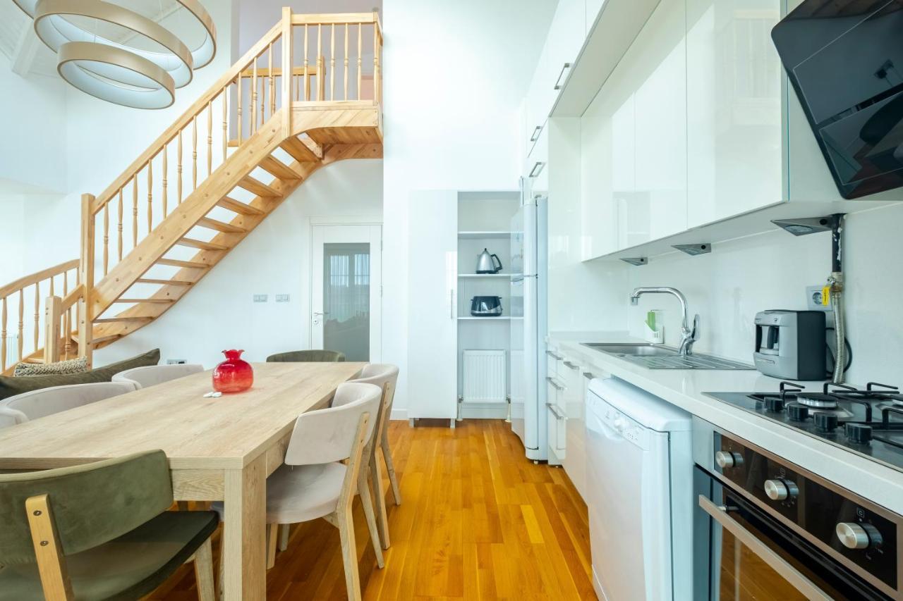 Apartment Chic Flat Near Public Transportation In Goztepe *