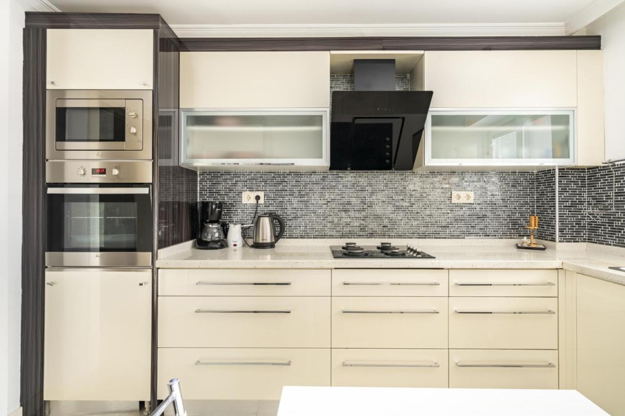 Stunning Flat With Terrace In Caddebostan Apartamento