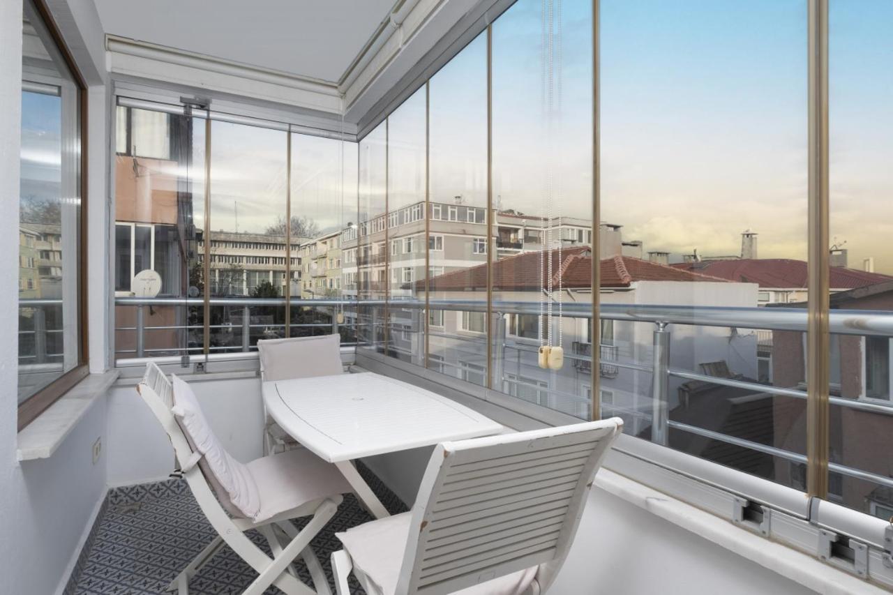 Captivating Flat With Balcony Near Besiktas Pier Apartment *