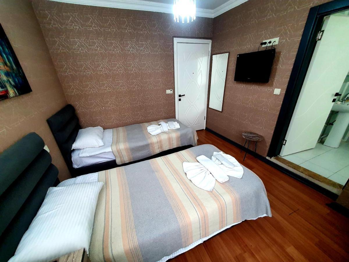 Omega Luxx Hotel 3*