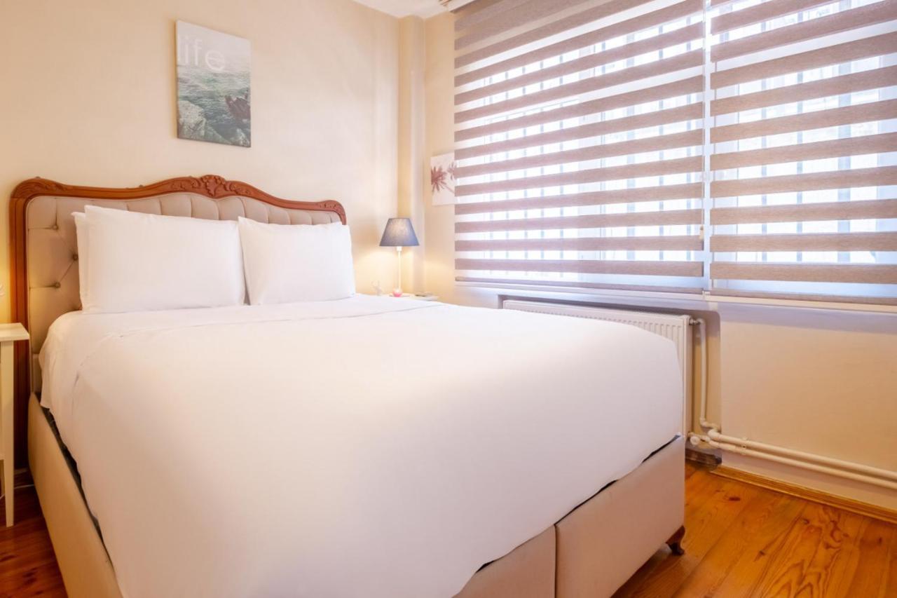 Centrally Located Flat With Balcony In Beyoglu * Istanbul