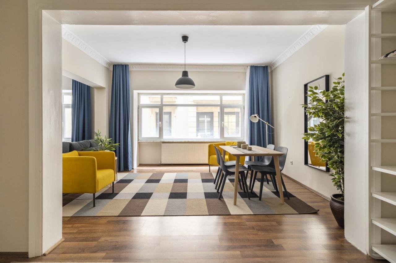 Modern Flat Near Popular Attractions In Beyoglu Apartment