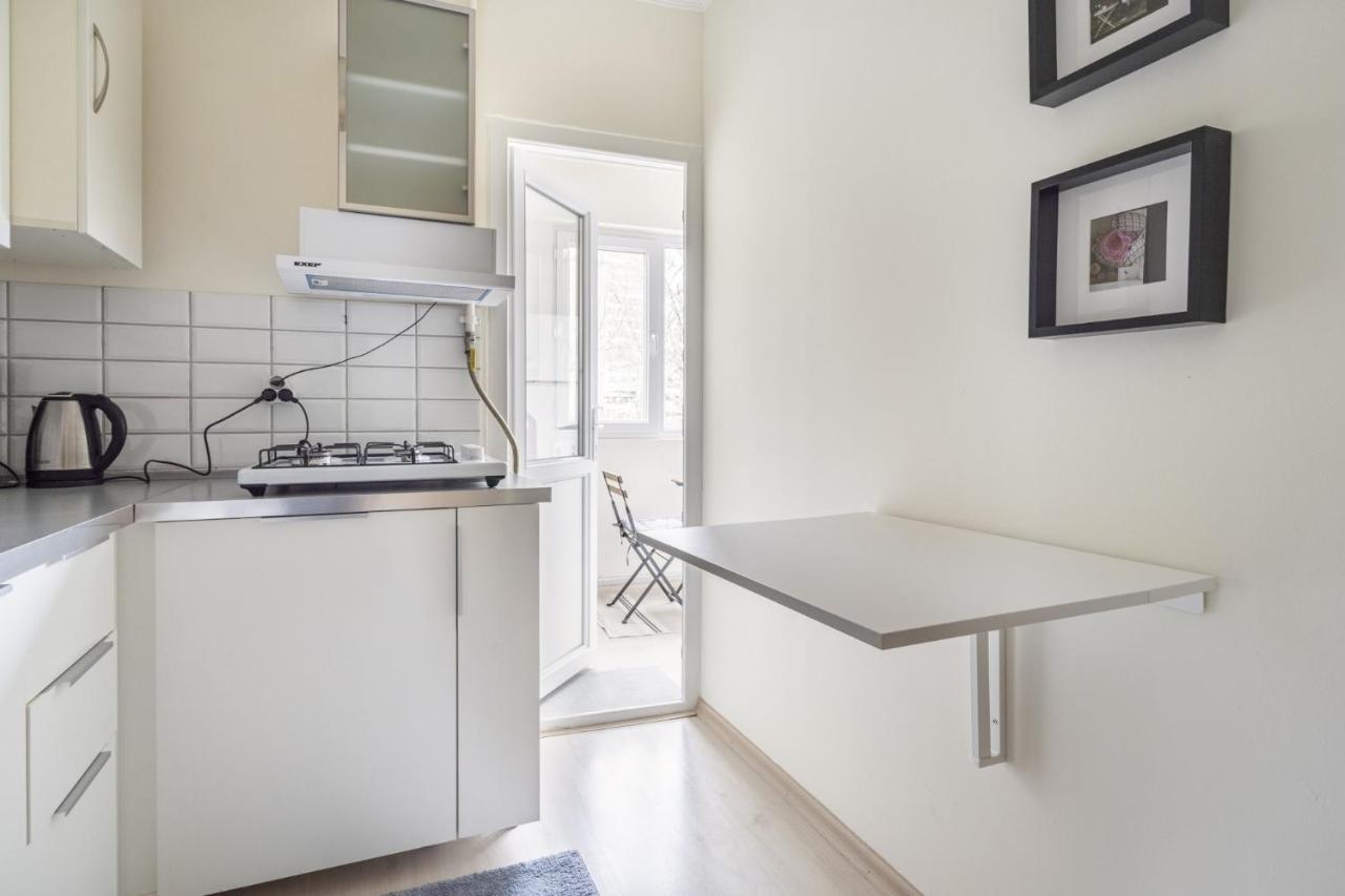 Modern Flat With Balcony On Bagdat Street * Istanbul