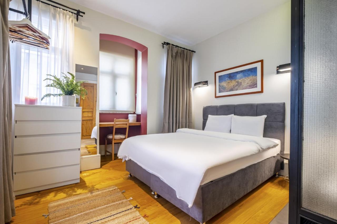 Dreamy And Flat In Beyoglu * Istanbul