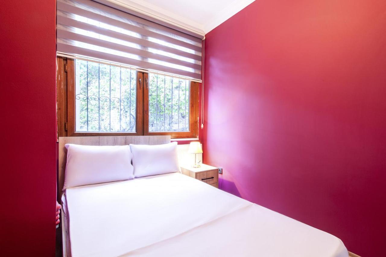 Charming Flat Near Kennedy Avenue In Fatih Apartment Istanbul