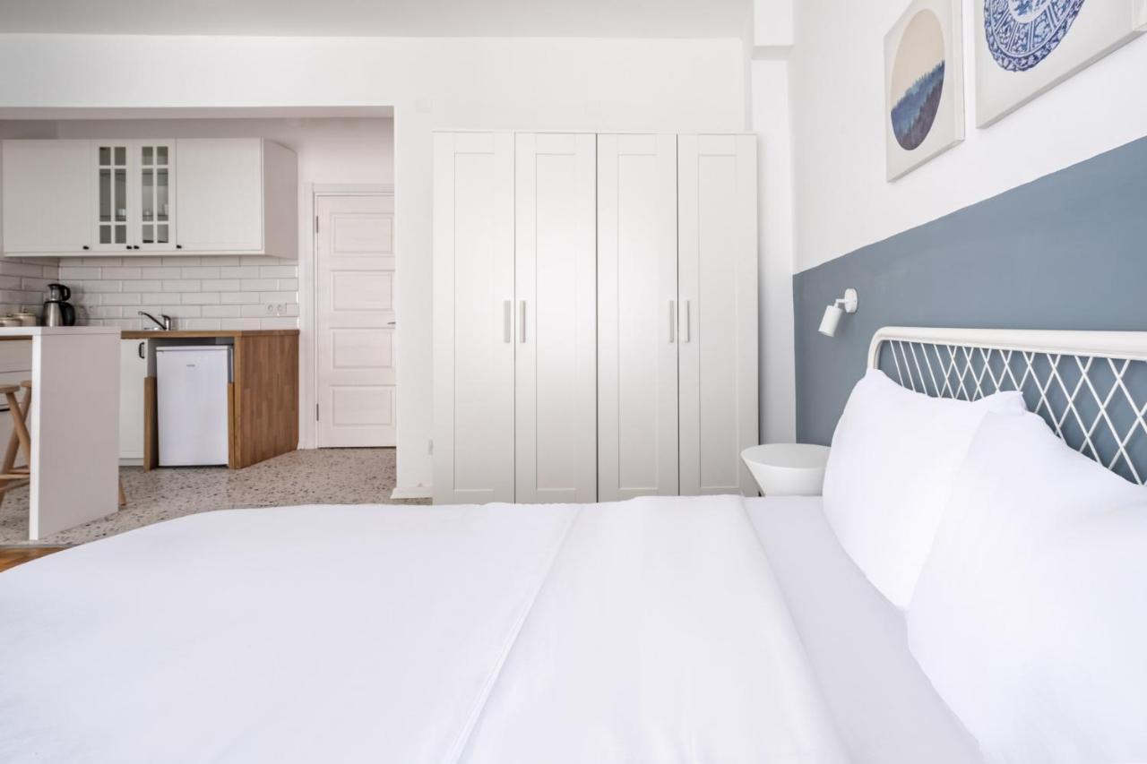 Sleek Studio Flat With Central Location In Kadikoy Apartment *