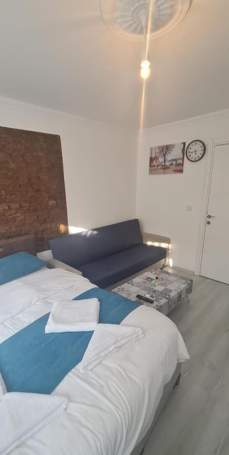 Volter Group Misir Bugdayi Taksim * Istanbul