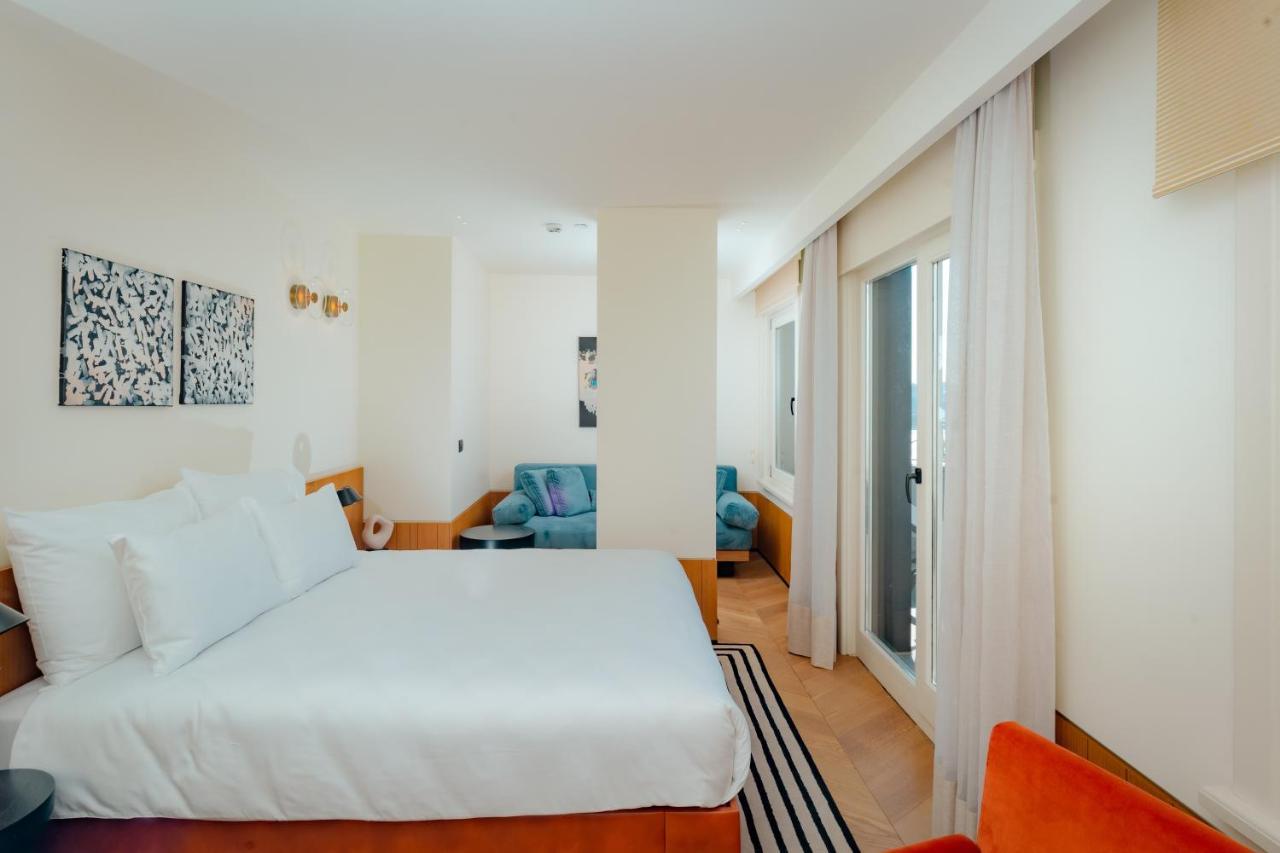 Hotel The Gift
