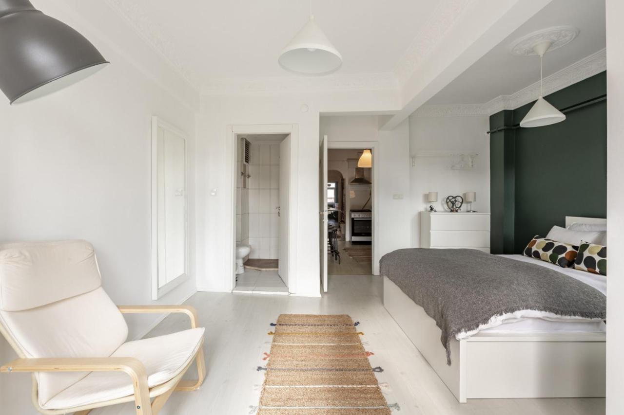 Charming Besiktas Flat With A Lovely Terrace Istambul