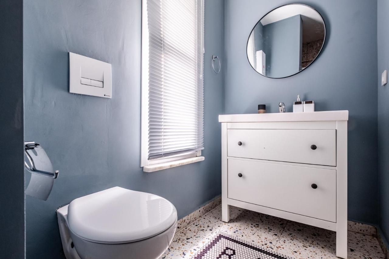 Sleek Studio Flat With Central Location In Kadikoy Istanbul
