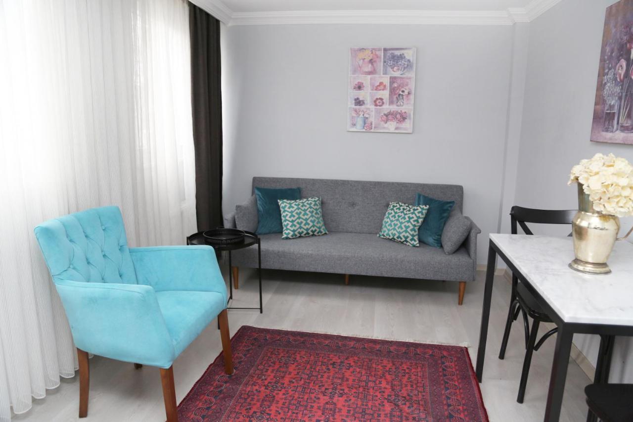 Apartment Ditto Flats *