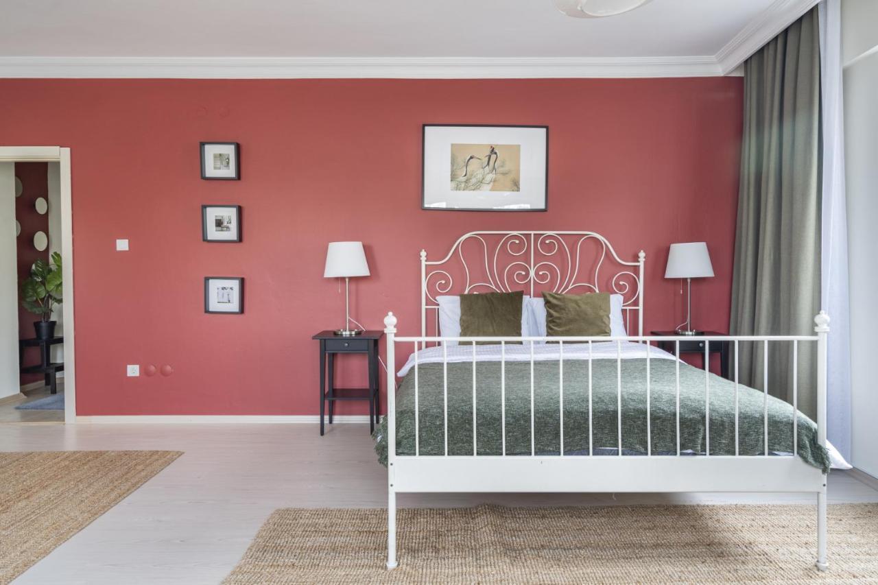 Apartment Modern Flat With Balcony On Bagdat Street Istanbul