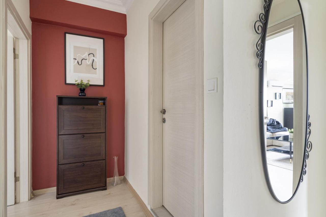 Apartment Modern Flat With Balcony On Bagdat Street Istanbul