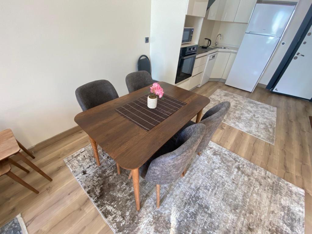 Apartment Sea And View, Modern Building, Luxurious Furniture, Residential Complex, Floor Istanbul