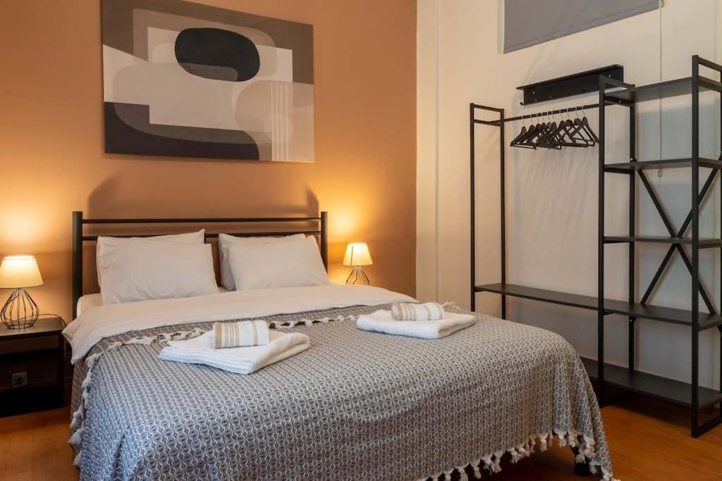 2br Historical & Spacious Apt. In Heart Of Taksim