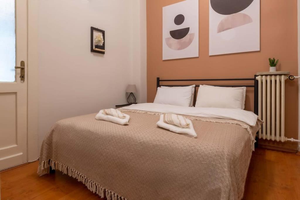 Apartment 2br Historical & Spacious Apt. In Heart Of Taksim Istanbul