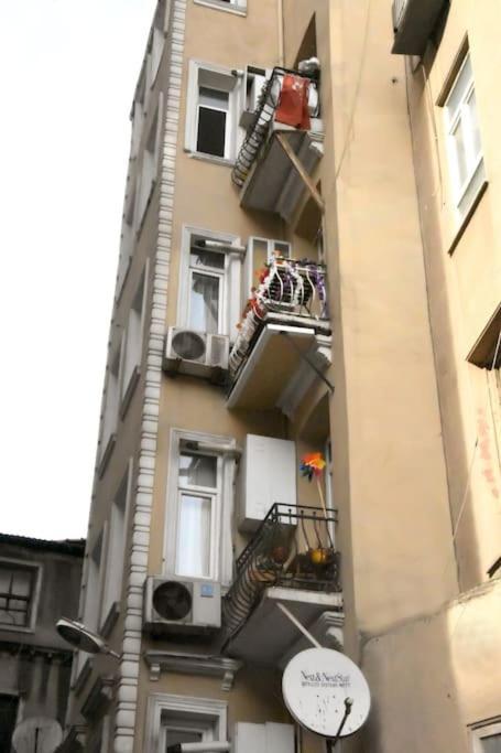 Taksim Pera House *