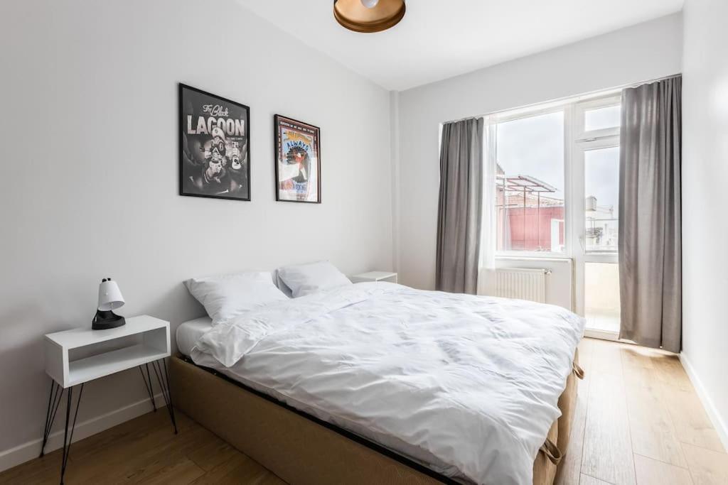 Spacious Apt W/ Amazing Location Daire *