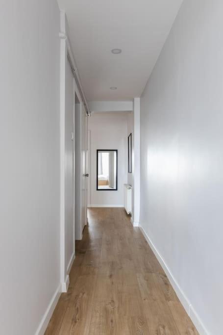 Spacious Apt W/ Amazing Location
