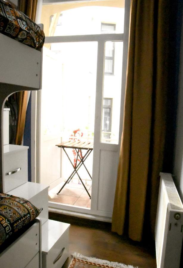 Taksim Pera House