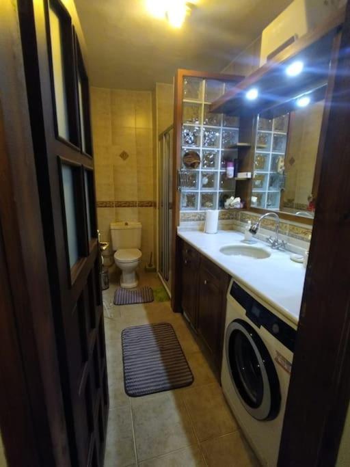 Apartment 15 Min To Saw Airport + 5 Min To Metro Istanbul