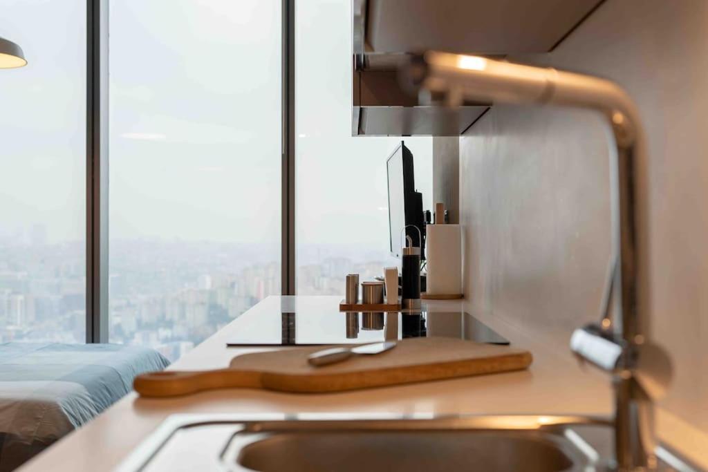 Apartment Highest Luxury Tower Skyland Studio Istanbul