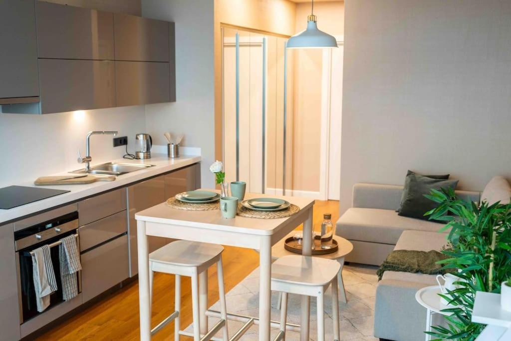 Highest Luxury Tower Skyland Studio Istanbul